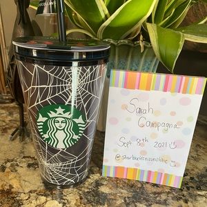 Starbucks Halloween release 2021 glow in the dark